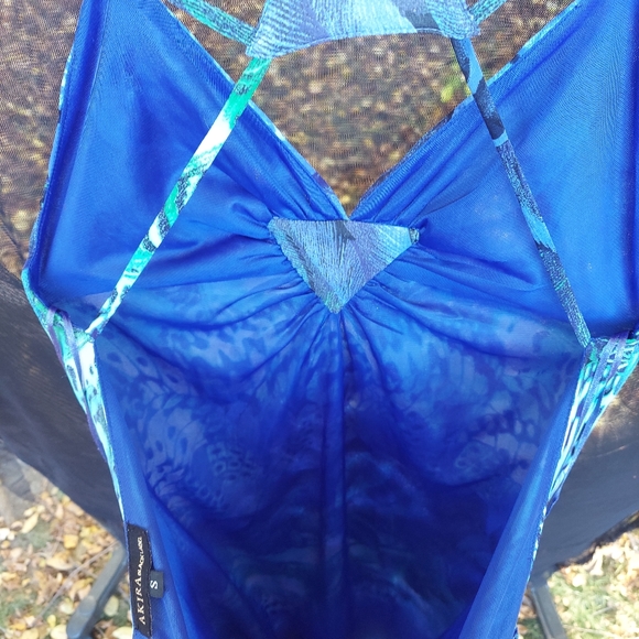 Akira Black Label Multi-colored Animal, Floral Print Long Maxi Dress - Picture 9 of 10